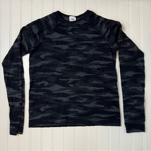 ATHLETA GIRL Black Gray Camouflage Camo Power Up Seamless Thumbhole Top Large - Picture 5 of 12